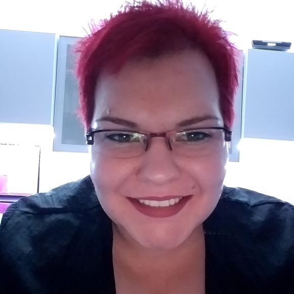 Meet your Posher, Haley - Picture 1 of 1